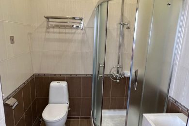 Предлагаем к продаже действующую гостиницу, по адресу г.о. Армавир, Р-217 Кавказ, 165-й километр, общей площадью 970 м², на прямую от Собственника._25