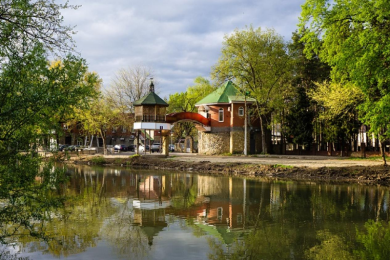 Предлагаем к аренде ресторанный комплекс Курень, расположен г. Краснодар Солнечный Остров ул. Трамвайная д. 2В/1, общей площадью 1500 м² на зем. участок 0,9 Га, напрямую от собственника._0