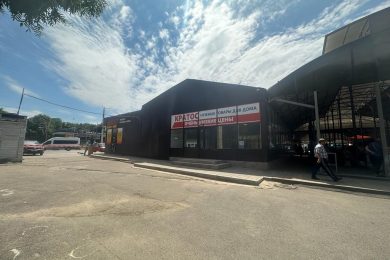 Предлагаем к аренды помещение свободного назначения по ул. Азовская д.11 общей площадью от 70м² до 210, напрямую от собственника._8