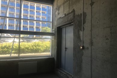 Предлагаем к аренде помещение свободного назначения, по ул. Исаева 1, площадью 4200 м², напрямую от собственника._44