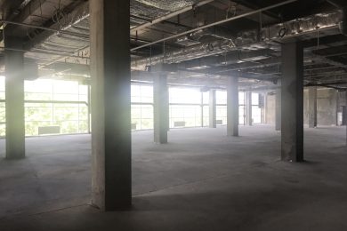 Предлагаем к аренде помещение свободного назначения, по ул. Исаева 1, площадью 4200 м², напрямую от собственника._25