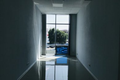 Предлагаем к аренде офисные помещения площадью 450 м² на втором этаже по проспекту Кулакова 15 Б, напрямую от собственника._11