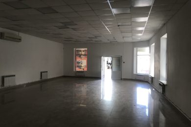 Предлагаем к аренде помещение свободного назначения площадью 150 м², расположенное на территории Центрального рынка, напрямую от Собственника._3