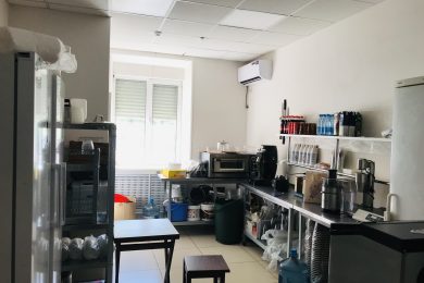 Предлагаем к аренде помещение свободного назначения площадью 60 м², расположенное на первом этаже по ул. Ленина 86, напрямую от Собственника._6