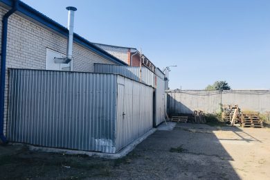 Предлагаем к продаже торгово-складской комплекс на территории Северной промзоны, общей площадью 1200 м² и 400 м² на 40 сот, напрямую от Собственника._10