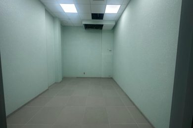 Предлагаем к аренде помещение свободного назначения площадью 450 м² в цокольном этаже по проспекту Кулакова 15 Б, напрямую от собственника._10