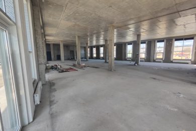 Предлагаем к аренде помещение свободного назначения на первом этаже, Мысхакское шоссе 53, площадью 539 м², напрямую от собственника._10