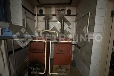 Предлагаем к продаже 3х этажный кирпичный дом в г. Армавир, район дома Офицеров, общая площадь дома 406 м², на земельном участке 823 м²., напрямую от Собственника._11