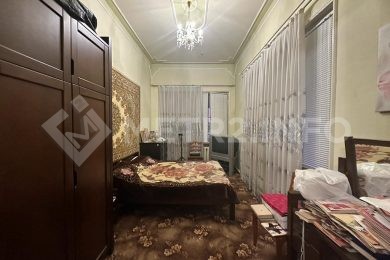 Предлагаем к продаже 3х этажный кирпичный дом в г. Армавир, район дома Офицеров, общая площадь дома 406 м², на земельном участке 823 м²., напрямую от Собственника._20