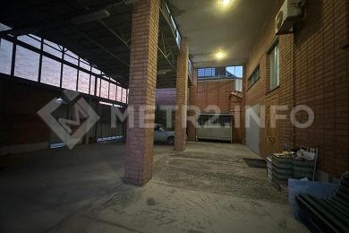 Предлагаем к продаже 3х этажный кирпичный дом в г. Армавир, район дома Офицеров, общая площадь дома 406 м², на земельном участке 823 м²., напрямую от Собственника._40