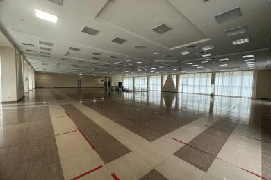 Сдам торговое помещение на втором этаже в ТЦ «ОСКАР», площадью 820 м², напрямую от собственника._6