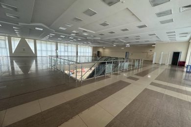 Сдам торговое помещение на втором этаже в ТЦ «ОСКАР», площадью 820 м², напрямую от собственника._9