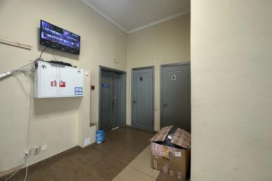 Сдам торговое помещение на втором этаже в ТЦ «ОСКАР», площадью 820 м², напрямую от собственника._12