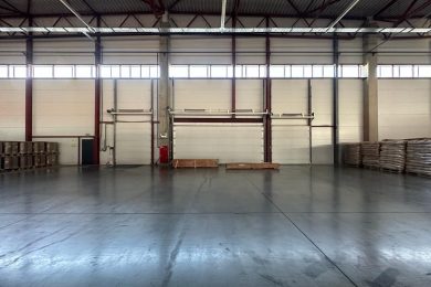 Предлагаем к аренде складское помещение на охраняемой территории общей площадью 14100 м². Напрямую от Собственника._9