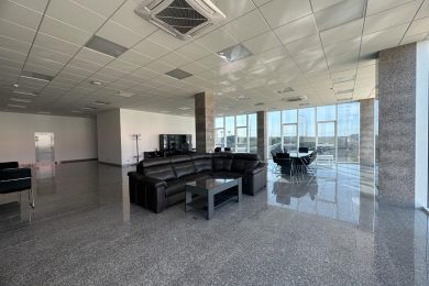 Предлагаем к аренде складское помещение на охраняемой территории общей площадью 14100 м². Напрямую от Собственника._12