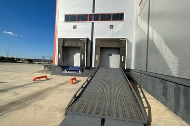 Предлагаем к аренде складское помещение на охраняемой территории общей площадью 14100 м². Напрямую от Собственника._8