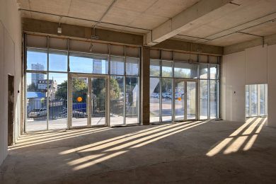 Предлагаем к аренде помещение свободного назначения на втором этаже, Мысхакское шоссе 50/40, площадью 1100 м², напрямую от собственника._4