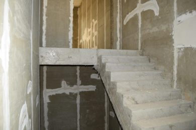 Предлагаем к аренде помещение свободного назначения на 2-ом этаже по ул. Халтурина 18, общей площадью 450 м² , напрямую от собственника._8