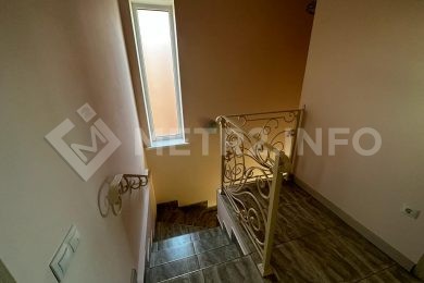 Предлагаем к аренде частный дом общей площадью 90 м² по ул. Луначарского 446._12