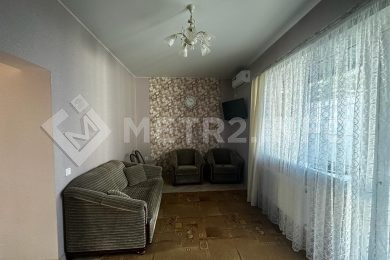 Предлагаем к аренде частный дом общей площадью 90 м² по ул. Луначарского 446._8