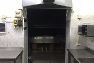 Предлагаем к продаже ресторан «Астория», расположенный по ул. Ленина, д.88 А, общей площадью 1064,8 м² на земельном участке 3232 м² на прямую от собственника._27