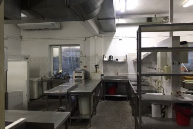 Предлагаем к продаже ресторан «Астория», расположенный по ул. Ленина, д.88 А, общей площадью 1064,8 м² на земельном участке 3232 м² на прямую от собственника._30