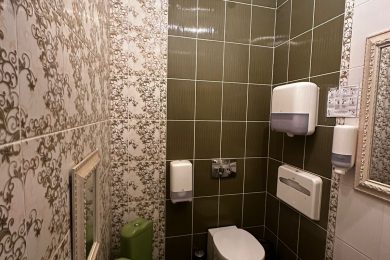 Предлагаем к продаже ресторан «Астория», расположенный по ул. Ленина, д.88 А, общей площадью 1064,8 м² на земельном участке 3232 м² на прямую от собственника._49