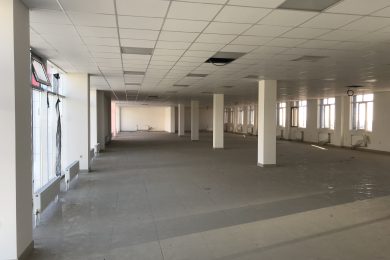 Предлагаем к аренде  помещение свободного назначения на третьем этаже, площадью 240 м², по ул. Доваторцев, 181Г , напрямую от Собственника._6