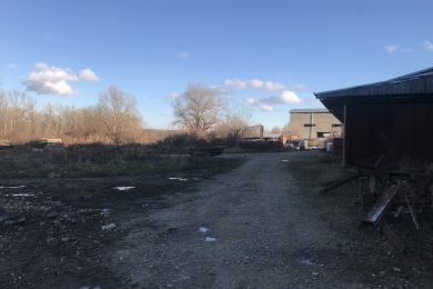 Предлагаем к аренде производственно складское помещение общей площадью 800 м² по ул. Октябрьская 143, напрямую от собственника._1