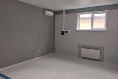 Предлагаем к аренде помещение свободного назначения на первом этаже, общей площадью 250 м², пос. Яблоновский ул. Гагарина152 напрямую от Собственника._5