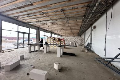 Предлагаем к аренде в торговом центре площади 60 м², пос. Индустриальный ул. Железнодорожная д.3, напрямую от Собственника._11