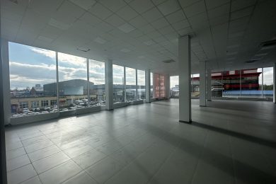 Предлагаем к аренде торговое помещение общей площадью 1200 м², по ул. Уральской д. 87/6, напрямую от Собственника._4