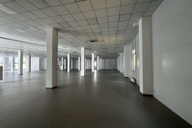 Предлагаем к аренде торговое помещение общей площадью 1200 м², по ул. Уральской д. 87/6, напрямую от Собственника._7