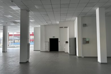 Предлагаем к аренде торговое помещение общей площадью 1200 м², по ул. Уральской д. 87/6, напрямую от Собственника._9