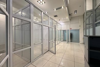 Предлагаем к аренде офисные помещения в офисном центре площадь от 6 до 151 м² на 4-ом этаже, напрямую от Собственника._10