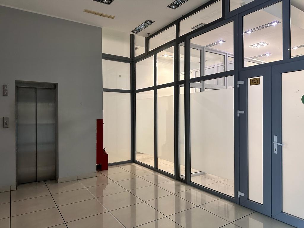 Предлагаем к аренде офисные помещения в офисном центре площадь  6 м² на 4-ом этаже, напрямую от Собственника._2