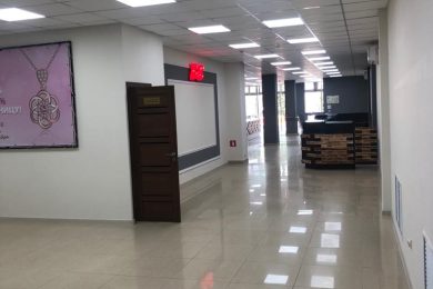 Предлагаем к аренде  помещения свободного назначения в торговом центре на 3-ем этаже общей площадью 101 м² по ул. Ставропольская 118 напрямую от Собственника._20