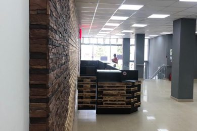 Предлагаем к аренде  помещения свободного назначения в торговом центре на первом этаже, общей площадью 300 м² напрямую от собственника по ул. Ставропольская 118_4