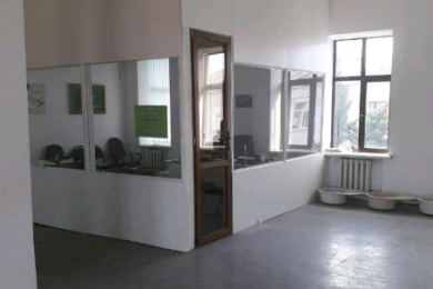 Предлагаем к аренде помещение свободного назначения общей площадью 1500 м². Напрямую от собственника._5