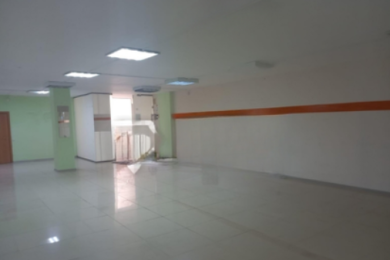 Предлагаем к аренде помещение свободного назначения площадью 130 м² в цокольном этаже напрямую от собственника._5