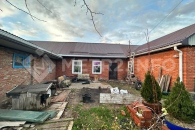 Предлагаем к продаже дом в Усть-Лабинском р-н, Ладожское сельское поселение, станица Ладожская, Первомайская ул., 23, общая площадь дома 110 м², на земельном участке 23сот. Напрямую от Собственника._3