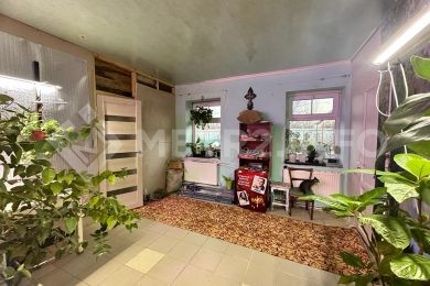 Предлагаем к продаже дом в Усть-Лабинском р-н, Ладожское сельское поселение, станица Ладожская, Первомайская ул., 23, общая площадь дома 110 м², на земельном участке 23сот. Напрямую от Собственника._17