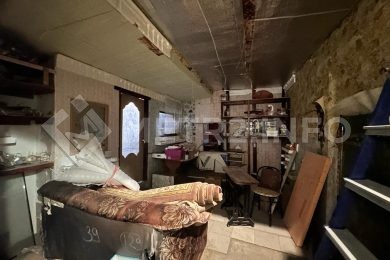 Предлагаем к продаже дом в Усть-Лабинском р-н, Ладожское сельское поселение, станица Ладожская, Первомайская ул., 23, общая площадь дома 110 м², на земельном участке 23сот. Напрямую от Собственника._19