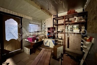 Предлагаем к продаже дом в Усть-Лабинском р-н, Ладожское сельское поселение, станица Ладожская, Первомайская ул., 23, общая площадь дома 110 м², на земельном участке 23сот. Напрямую от Собственника._23