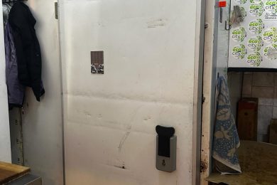 Предлагаем к продаже готовый бизнес, магазин мясной продукции общей площадью 55 м2, по ул. Московской 128,  напрямую от Собственника._9