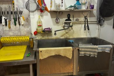 Предлагаем к продаже готовый бизнес, магазин мясной продукции общей площадью 55 м2, по ул. Московской 128,  напрямую от Собственника._8