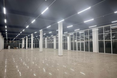 Предлагаем к аренде помещение свободного назначения по ул. Дмитрия Есаулко, д. 11, общей площадью 1800 м², напрямую от собственника._6