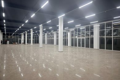 Предлагаем к аренде помещение свободного назначения по ул. Дмитрия Есаулко, д. 11, общей площадью 1800 м², напрямую от собственника._7