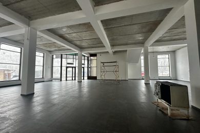 Предлагаем к аренде помещение свободного назначения на первом этаже, общей площадью 291 м², по ул. 50 лет ВЛКСМ, 15А, напрямую от Собственника._3