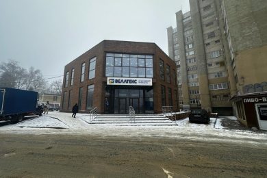 Предлагаем к аренде помещение свободного назначения на первом этаже, общей площадью 291 м², по ул. 50 лет ВЛКСМ, 15А, напрямую от Собственника._0